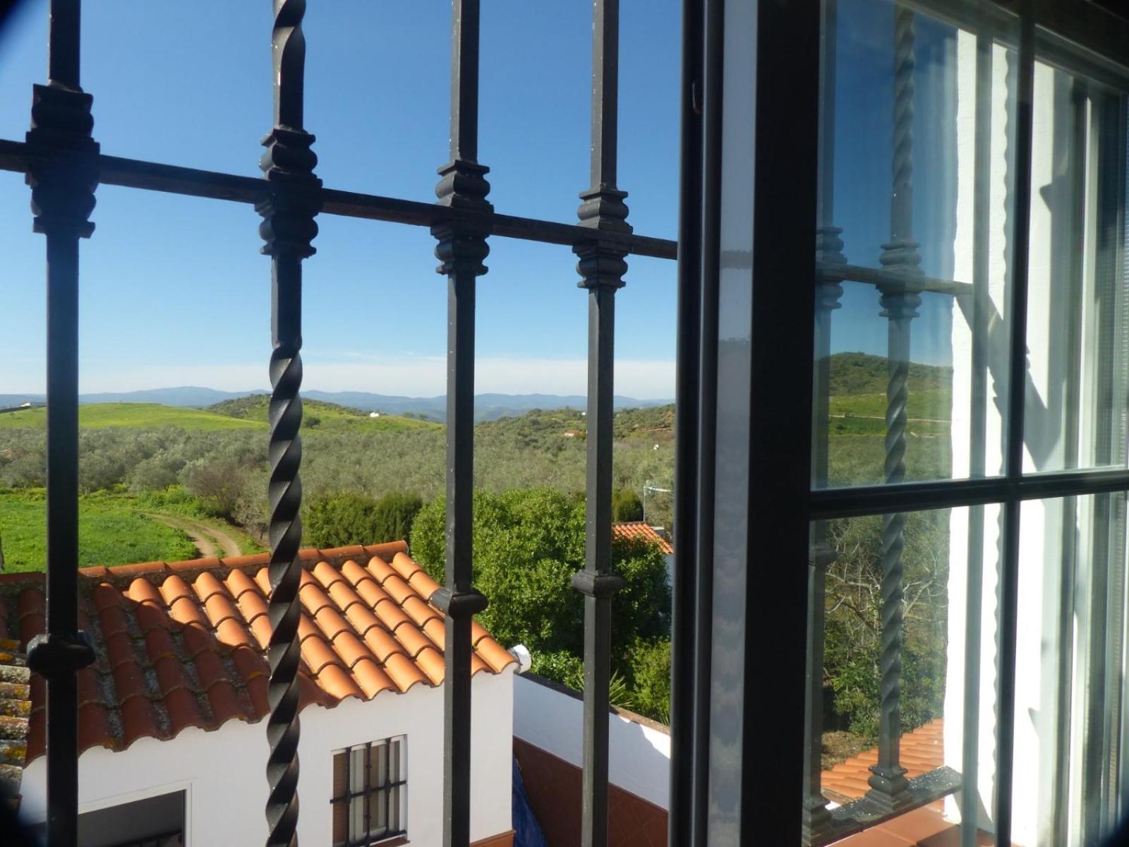 Casa Pilar Villa Guadalcanal Eksteriør billede
